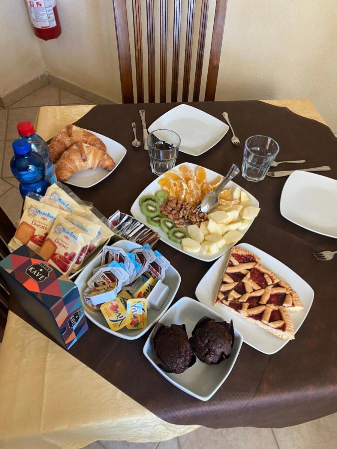 Hotel Sorgente Aglientu Bagian luar foto