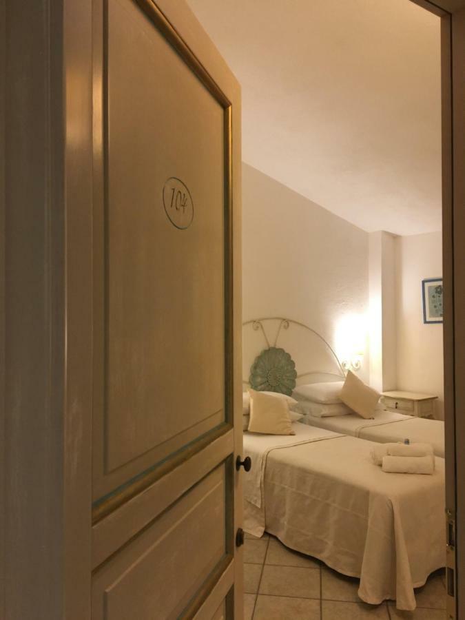 Hotel Sorgente Aglientu Bagian luar foto