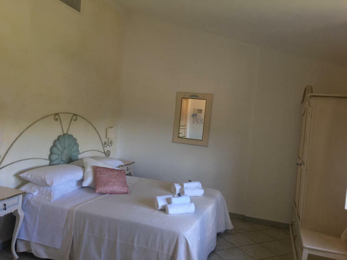 Hotel Sorgente Aglientu Bagian luar foto