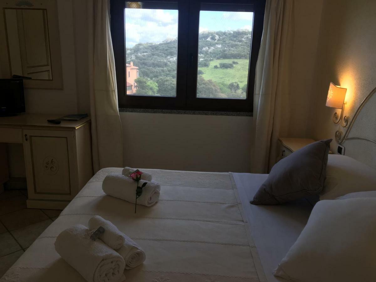 Hotel Sorgente Aglientu Bagian luar foto