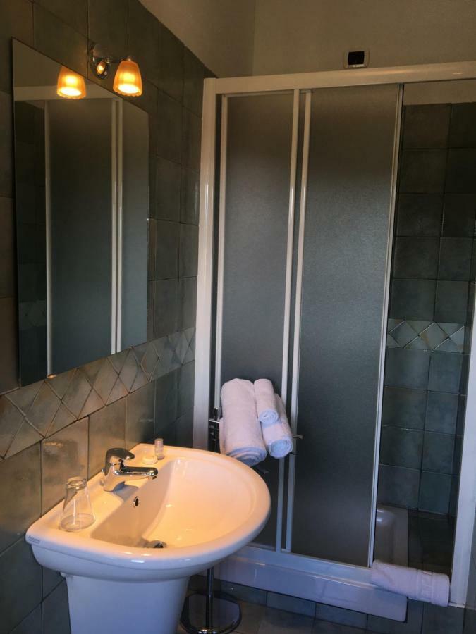 Hotel Sorgente Aglientu Bagian luar foto