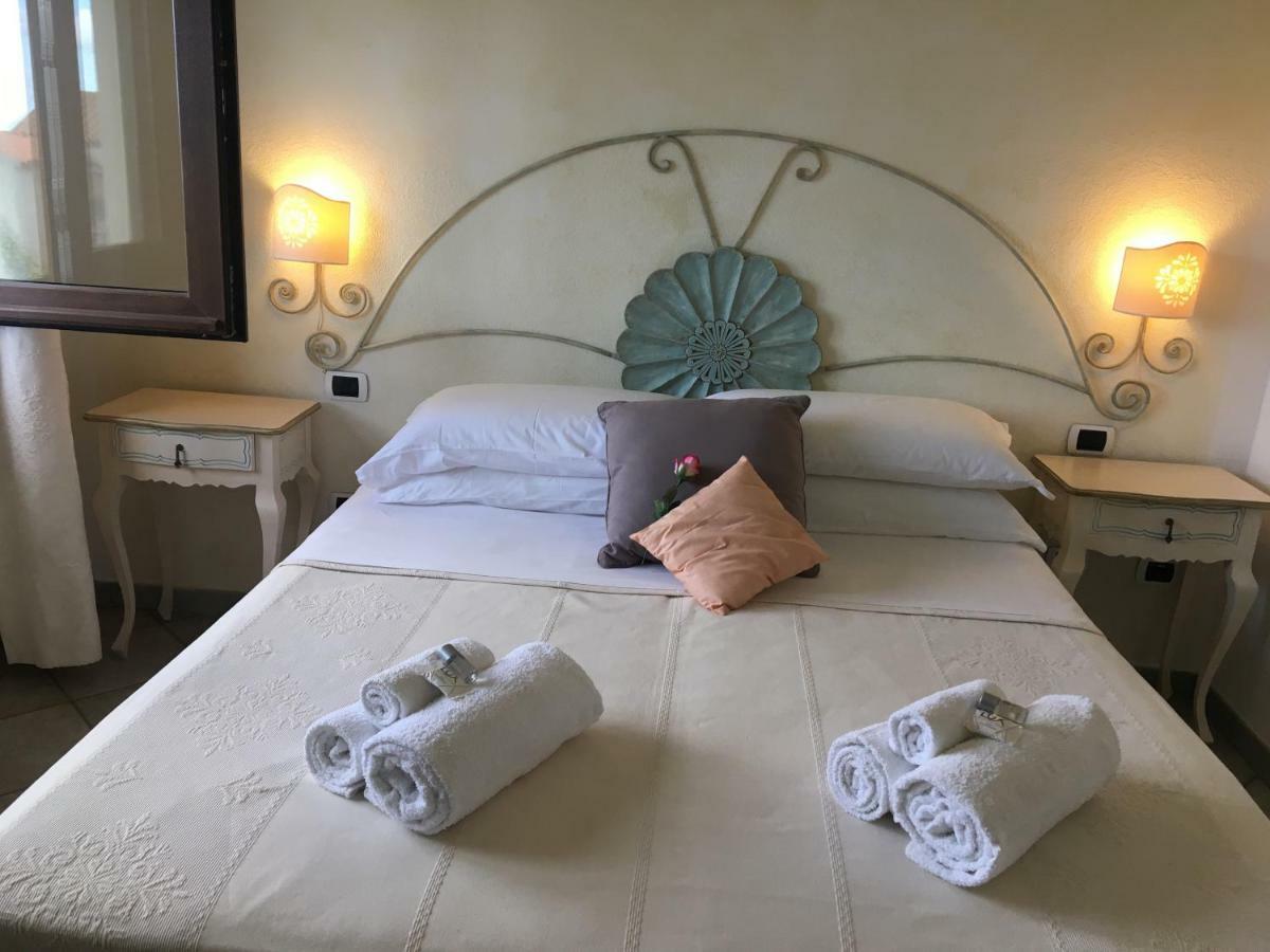Hotel Sorgente Aglientu Bagian luar foto