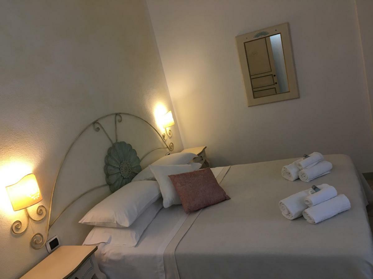 Hotel Sorgente Aglientu Bagian luar foto